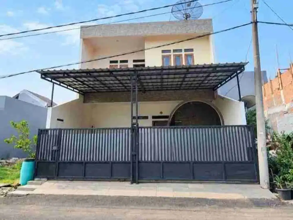 RUMAH BAGUS 2,5 LANTAI DUTA HARAPAN SAMPING SUMMARECON BEKASI