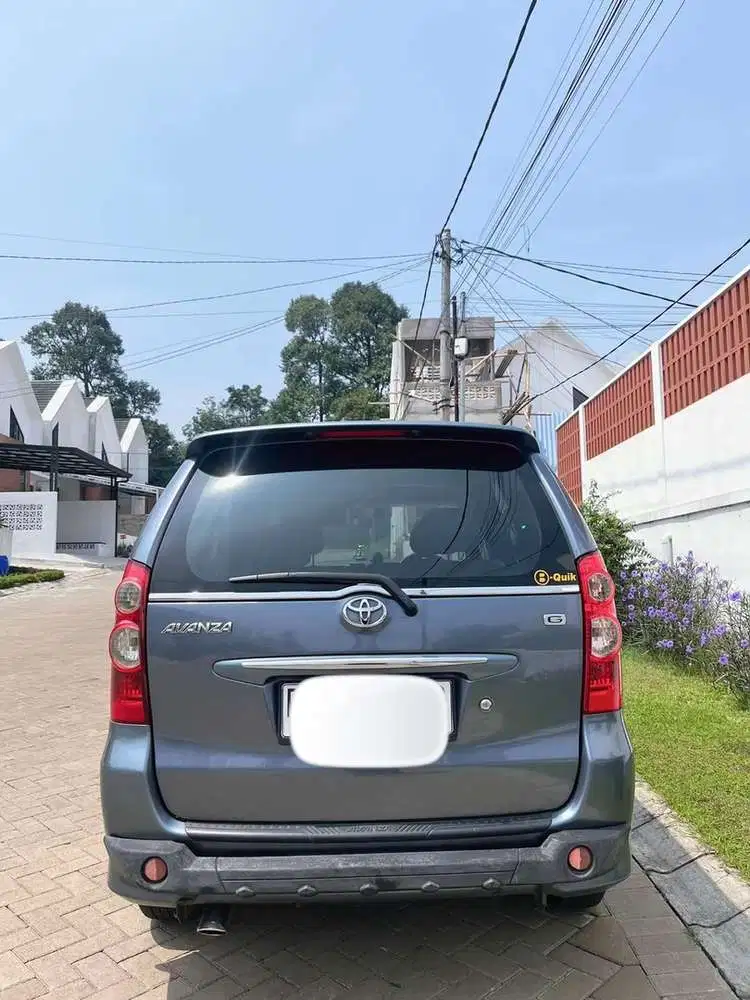 Toyota Avanza 2010 Bensin