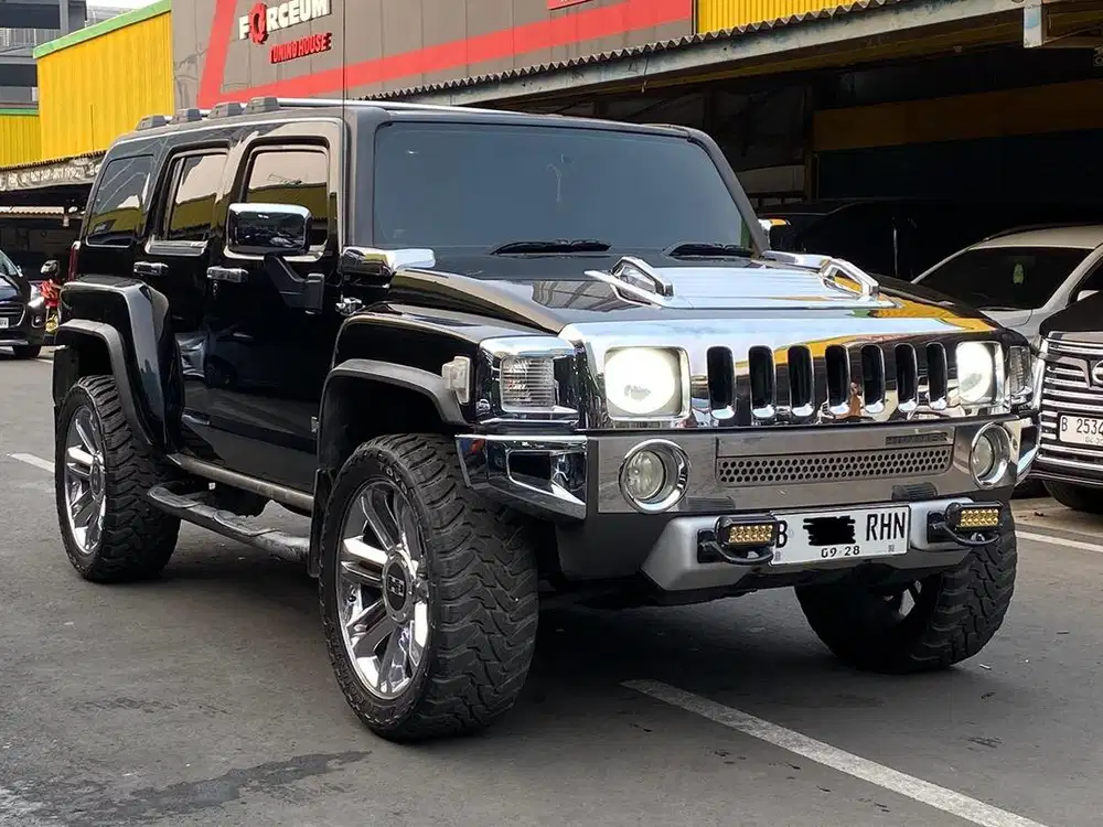 HUMMER H3 AT 2010 HITAM