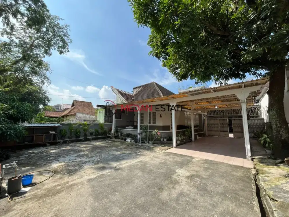 DI JUAL VILLA DI JALAN MULTATULI MEDAN!!