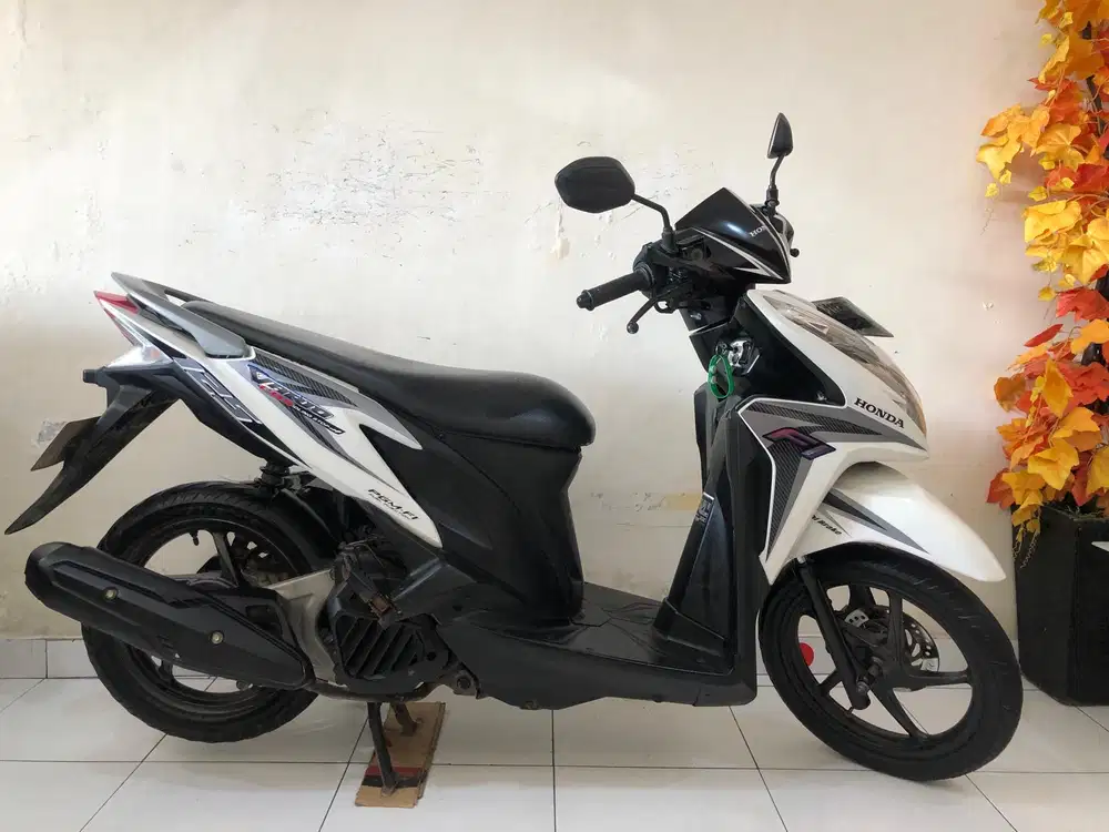Honda Vario Techno 125 Th.2013 hitam putih!!
