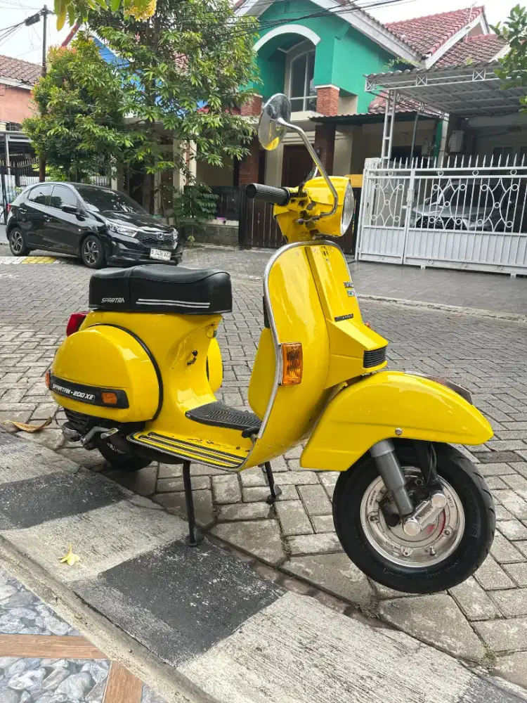 Vespa Spartan 200cc (1985)