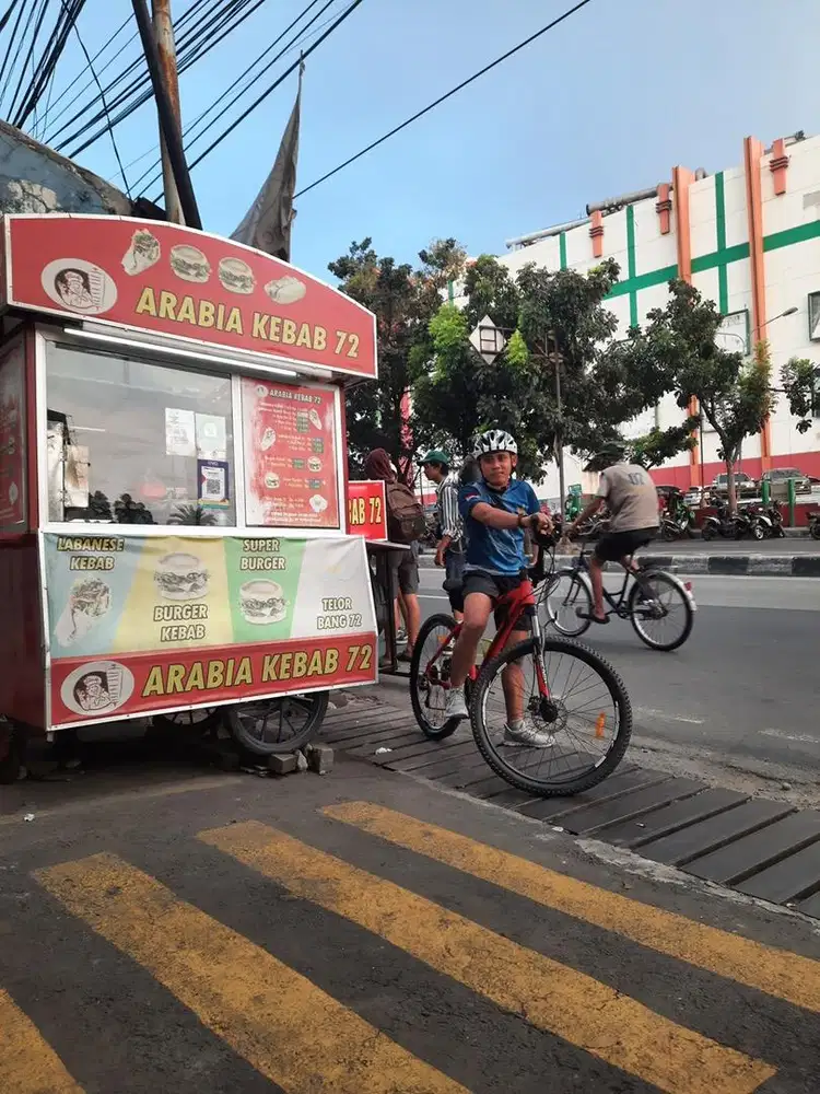 Lowongan ARABIA KEBAB 72