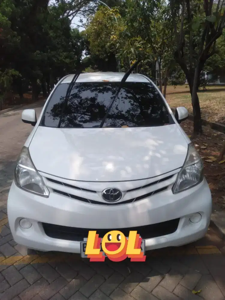 Toyota avanza E 2014 AT