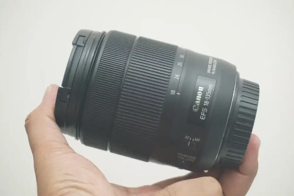 CANON 18-135mm IS Nano USM EF-S LENSA DSLR POWER ZOOM