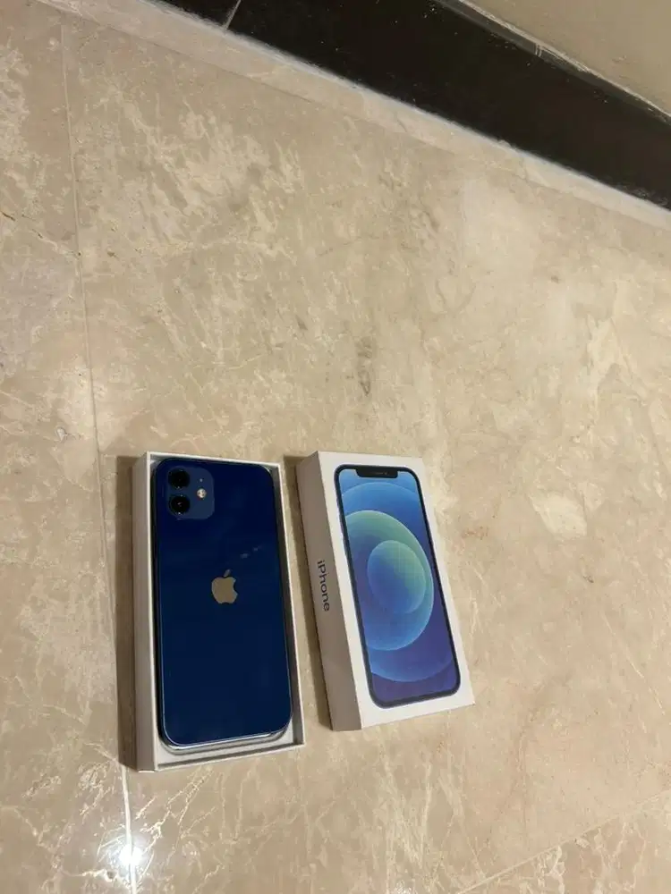 Iphone 12 128gb sangat elegan
