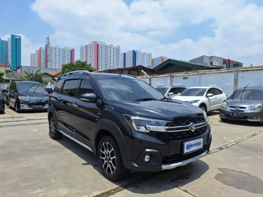 DP MURAH Suzuki XL7 1.5 Alpha Bensin-AT 2022 Hitam CDKOB