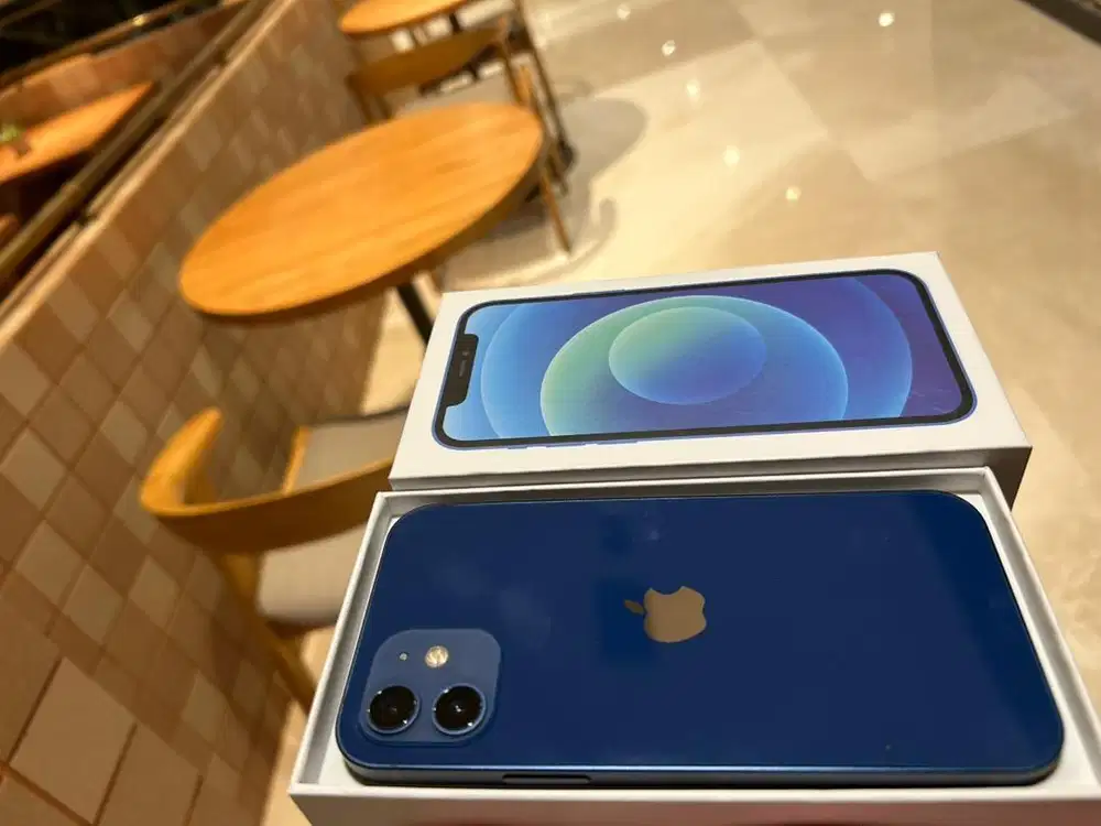 Iphone 12 128gb di pakai sebentar