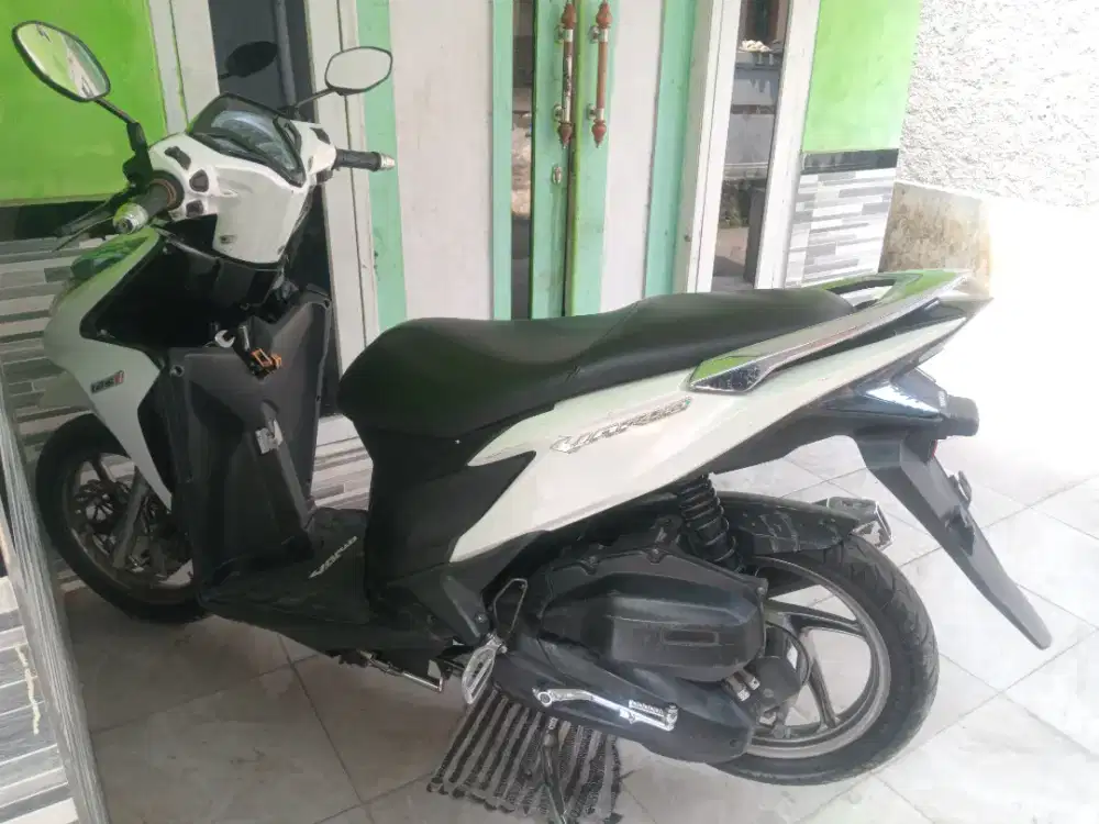 Vario 125  kzr 2015
