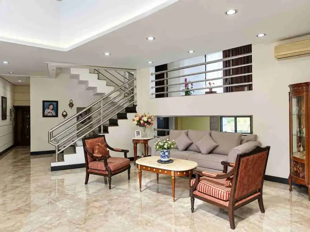 Dijual rumah nyaman strategis kramat pela kebayoran