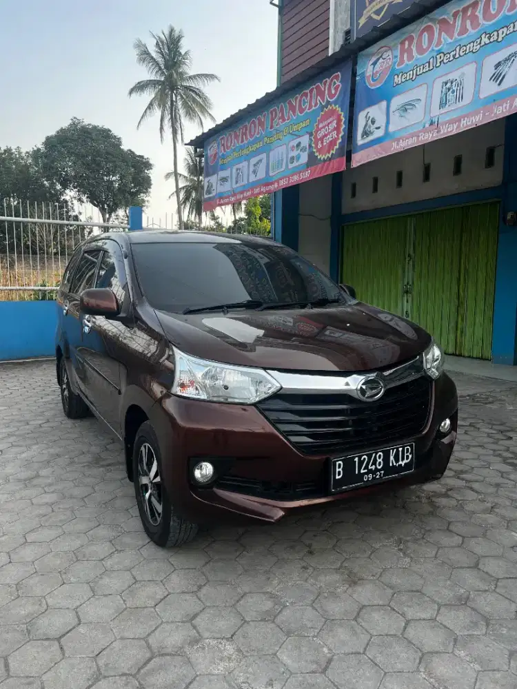 Daihatsu Xenia R 2016