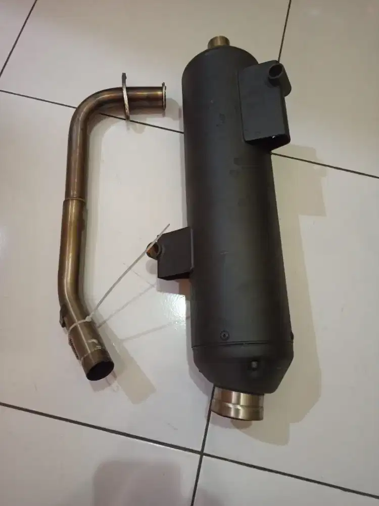 DI JUAL KENDALPOT VARIO WLC BARU 2 HARI BELI