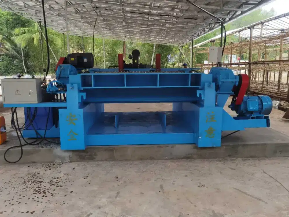 Mesin potong kayu
