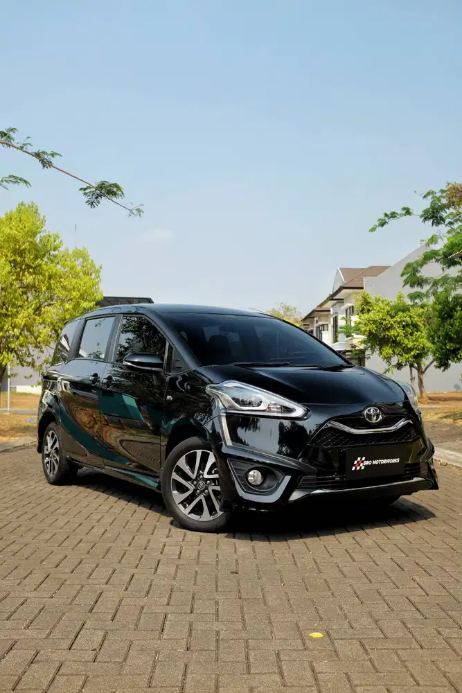 Toyota Sienta Q 2021