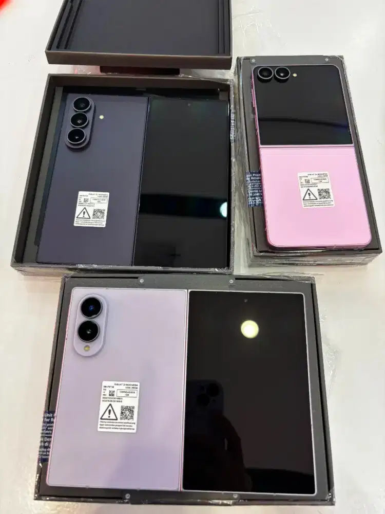 SAMSUNG GALAXY Z FOLD 8 FREE VOUCHER 500K