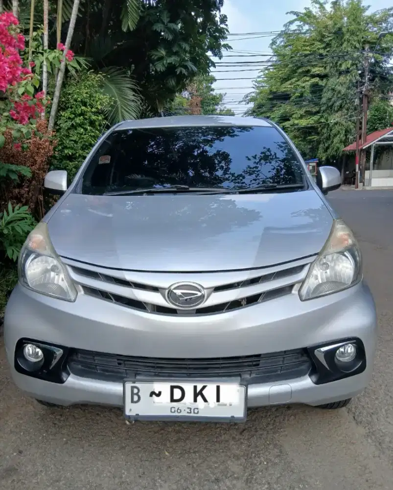 Xenia M 2014 antiq seperti baru