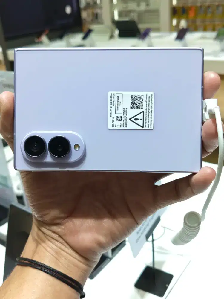 PROMO SPESIAL FREE 2 KALI AKGSURAN CICIL SAMSUNG FOLD 8