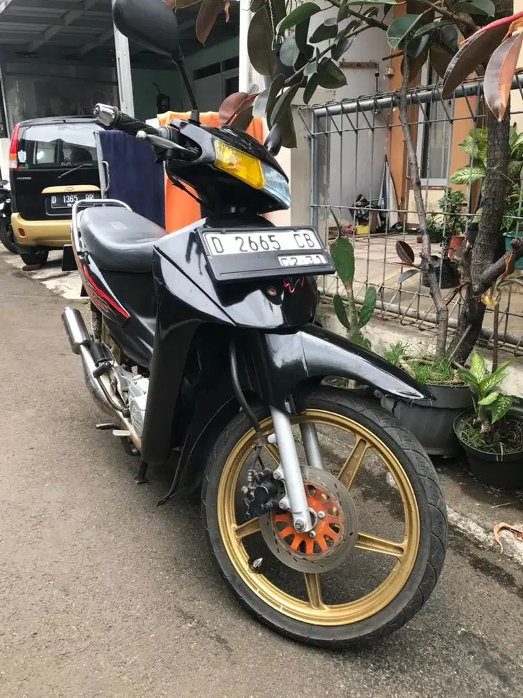 Tornado GS Suzuki 2001