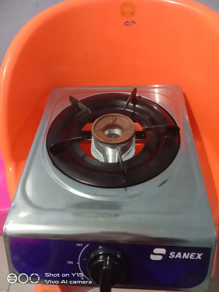 Kompor gas Sanex bekas seperti baru ( pemakaian 2 Minggu) + regulator