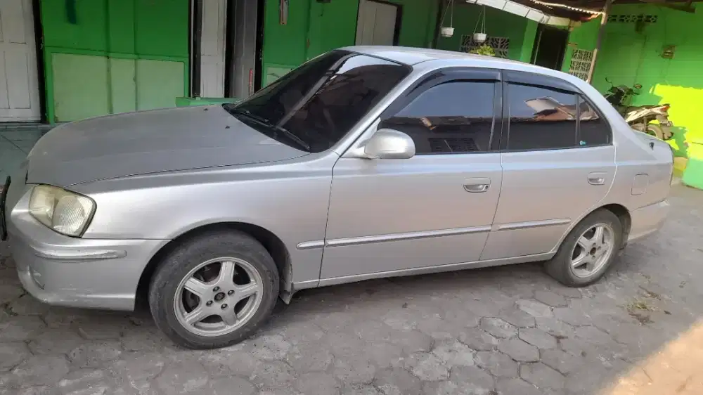 Hyundai accent verna