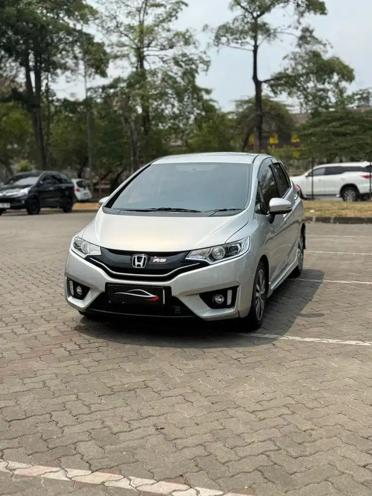 Km 30rb Jazz rs Matic 2015 silver istimewa yaris mazda2 termurah cash