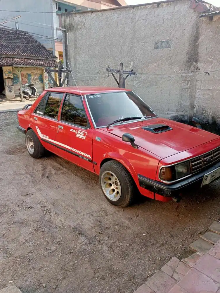 Ford laser 1984 Bensin