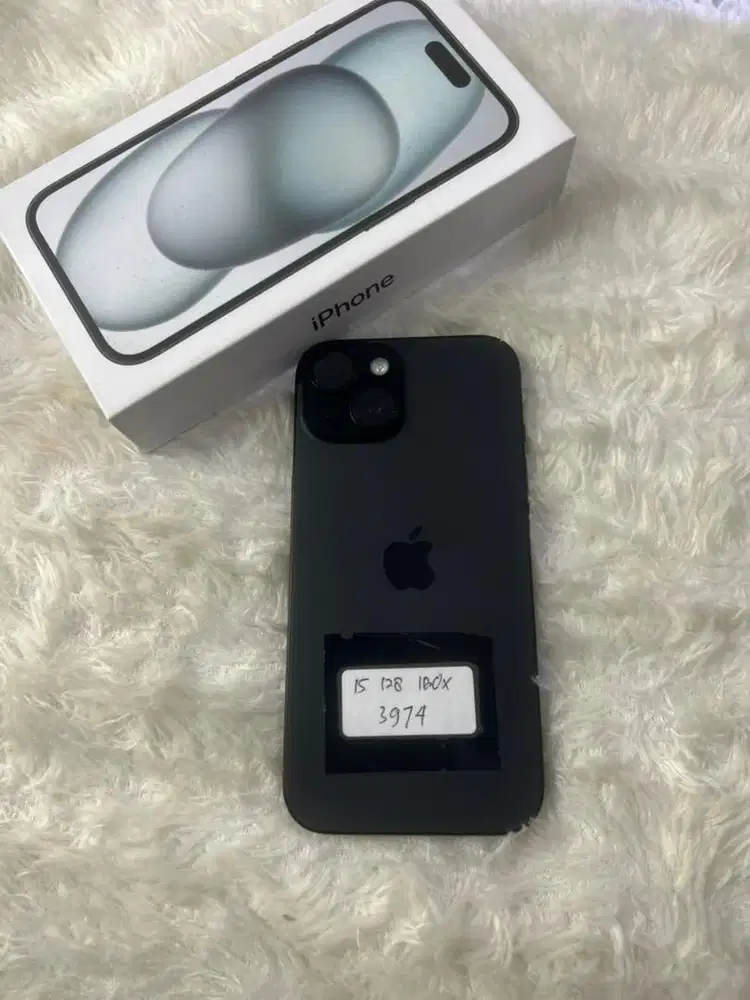 Iphone 15 128gb ibox garansi on fullset OEM