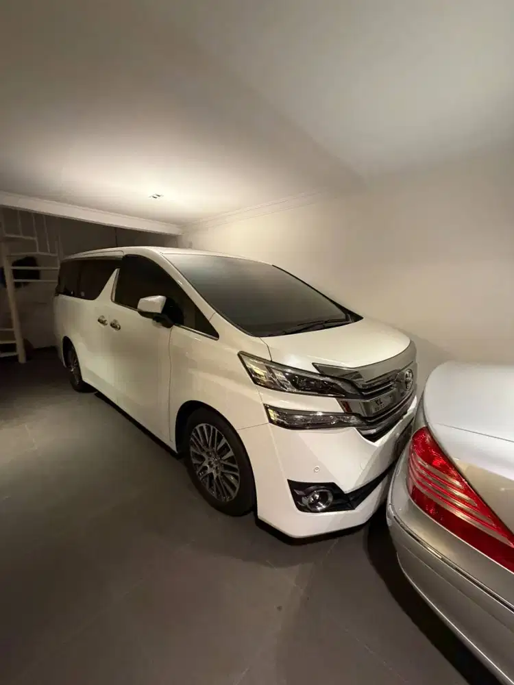 Vellfire G 2017