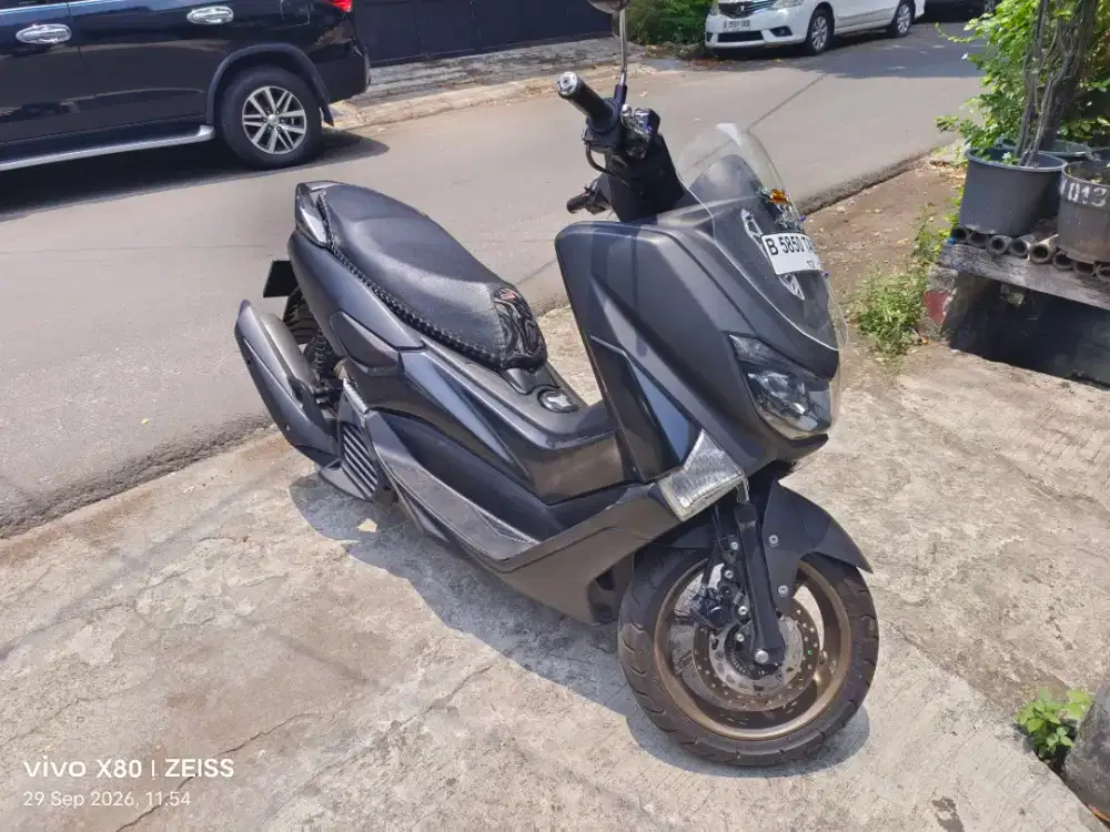 Yamaha nmax th. 2018 warna hitam doff