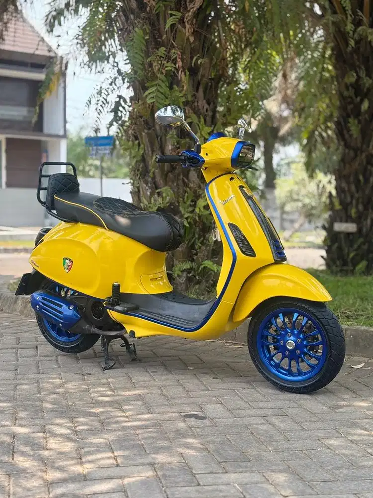 Vespa Sprint ABS 150 IGet thn 2020 pmk 2021 Kuning Koko Motor