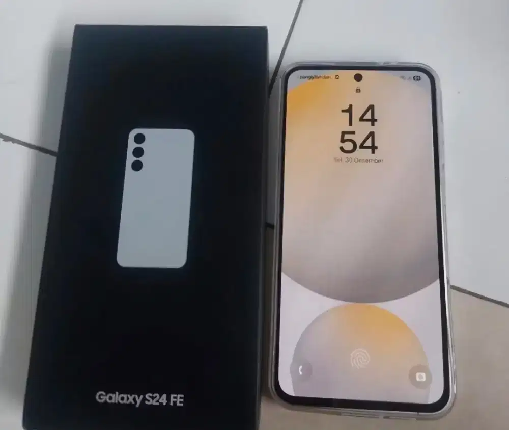 Samsung S24 FE 8/256