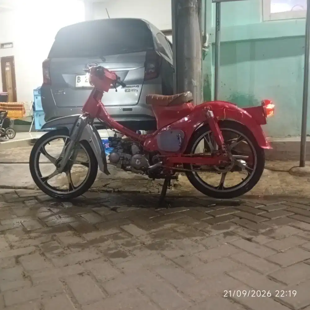 Honda c70 pispot