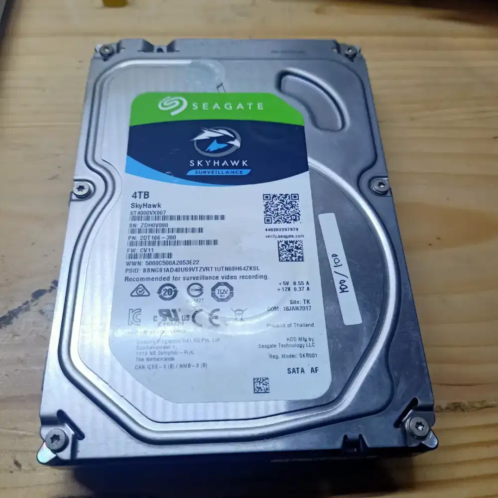 Hardisk Seagate SkyHawk 4TB HDD CCTV