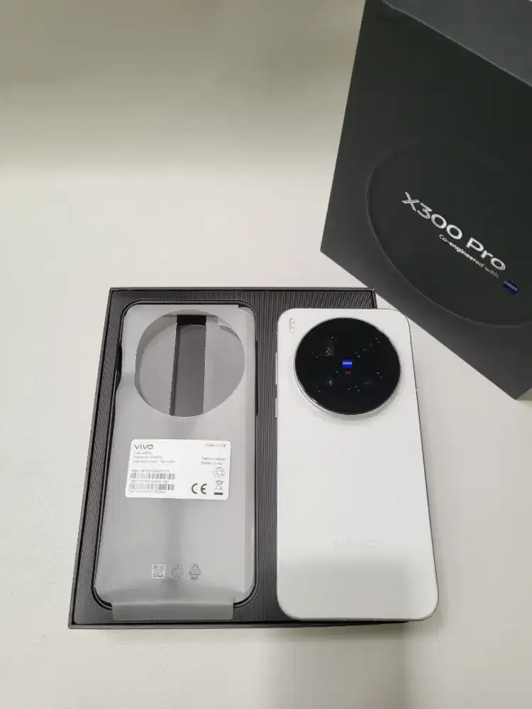 Vivo X300 Pro 16/512gb resmi