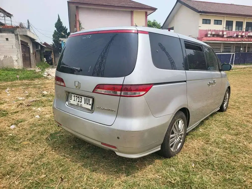 honda elysion (2005)