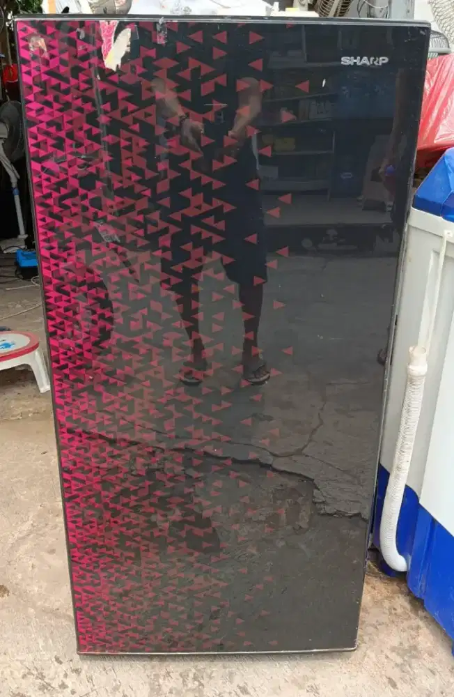 Kulkas 1pintu merek sharp