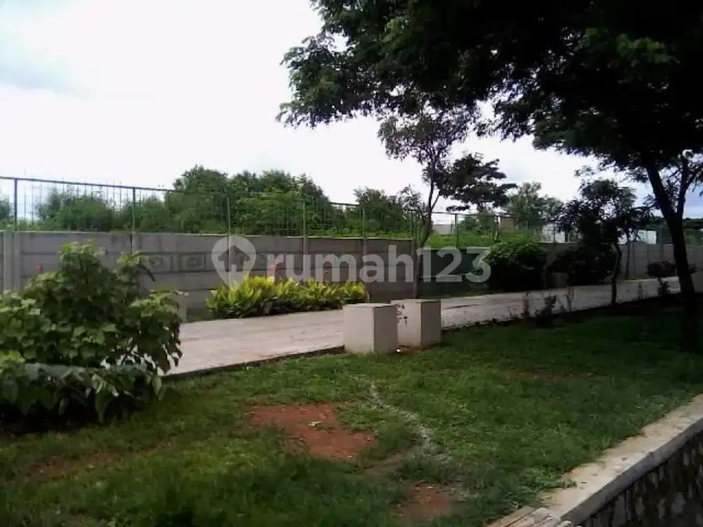 Disewakan dan di Jual Tanah Jl Sudirman Tanggerang Lokasi Dekat Jalan Raya untuk Comercial