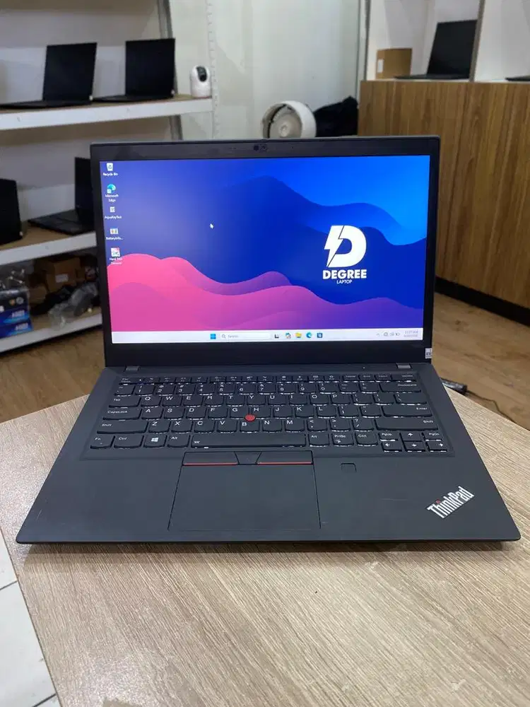 Lenovo Thinkpad T490s Intel Core i5 Gen 8 Ram 16GB Ssd 256GB