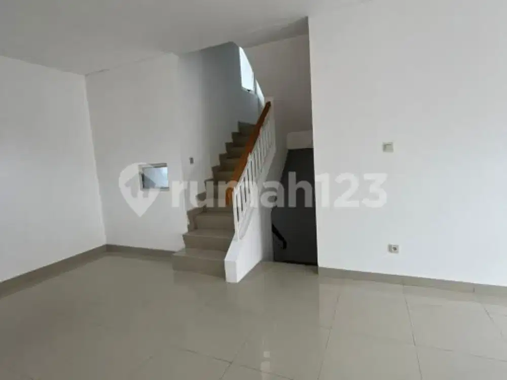 Disewakan Cluster Katamaran Hadapa Rumah Siap Huni Split Level