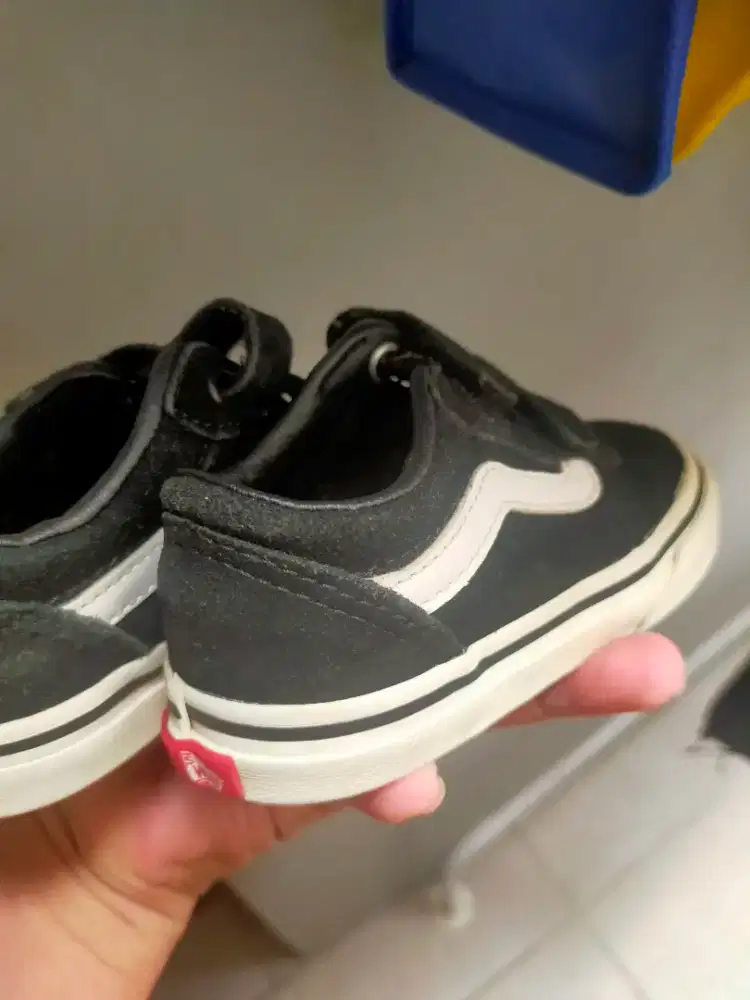 WTS / DIJUAL: Vans Old Skool V (Velcro) Toddler Black/White Original
