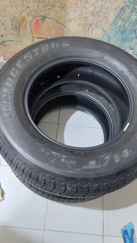 Dijual Ban Bridgestone dueler HT 265/65 r17