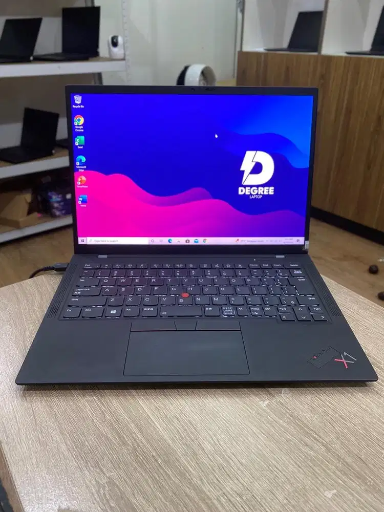 Lenovo Thinkpad X1 Carbon 9th Intel Core i5 Gen 11 Ram 16GB Ssd 256GB