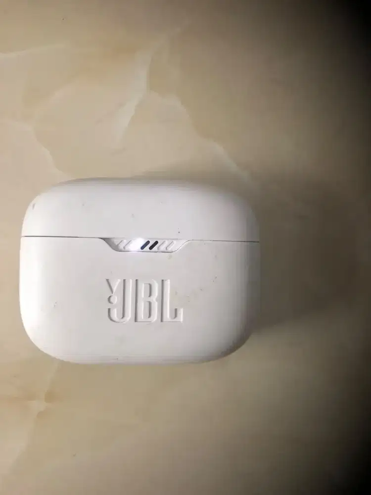 Earphone JBL White