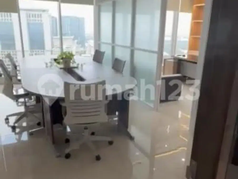 Disewakan Gold Coast Office Space View Ocean dan City Furnish Floor Middle Nego