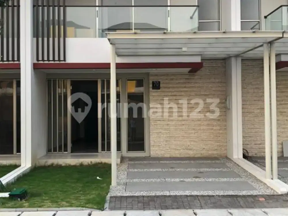 Di Sewakan Rumah Pik 2 Bangunan 2 Lantai Ada Waterheater dan Gordyn Siap Masuk Tanpa Renov