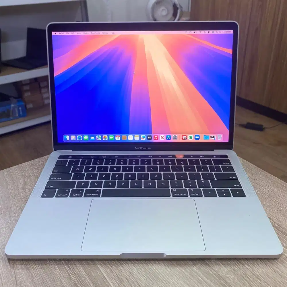 Macbook Pro 13 inch 2019 Intel Core i5 Ram 8GB Ssd 256GB