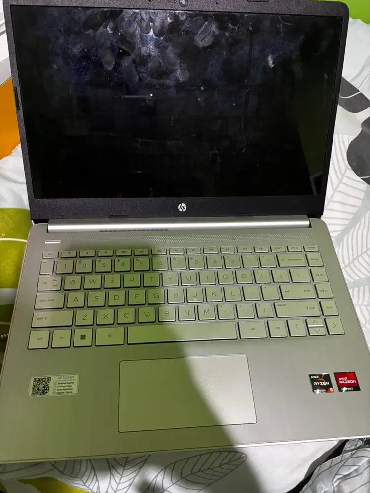 DIJUAL SECOND LAPTOP HP 14 RYZEN 5 5500 8GB 512GB