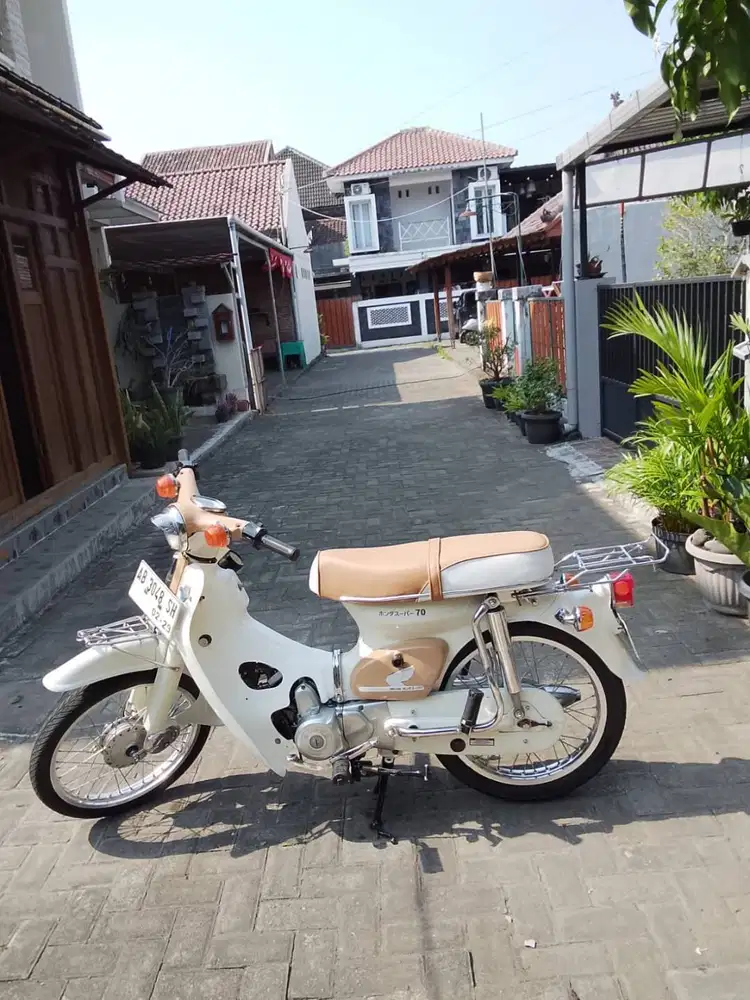 Dijual Honda C 70 (Basic Astrea Star 1986)