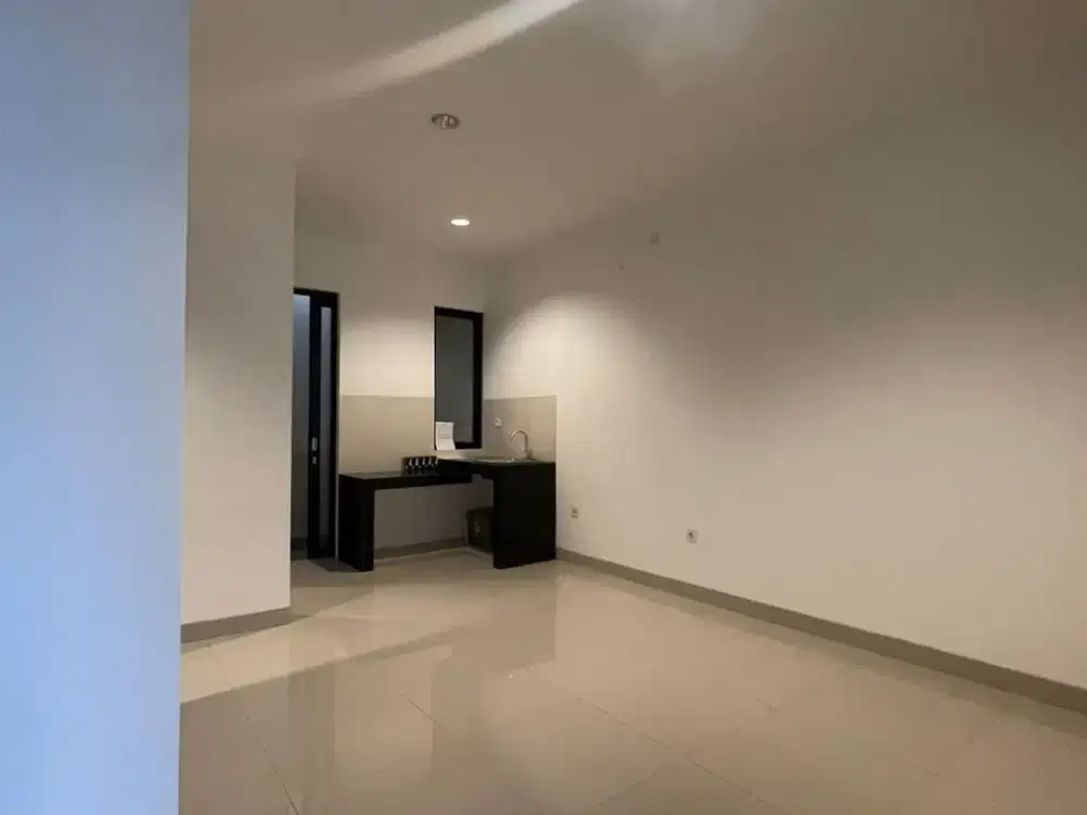 Rumah Condohouse Green Royal Uk 5x10, Lantai 1, 2 BR, Hrg 40 juta