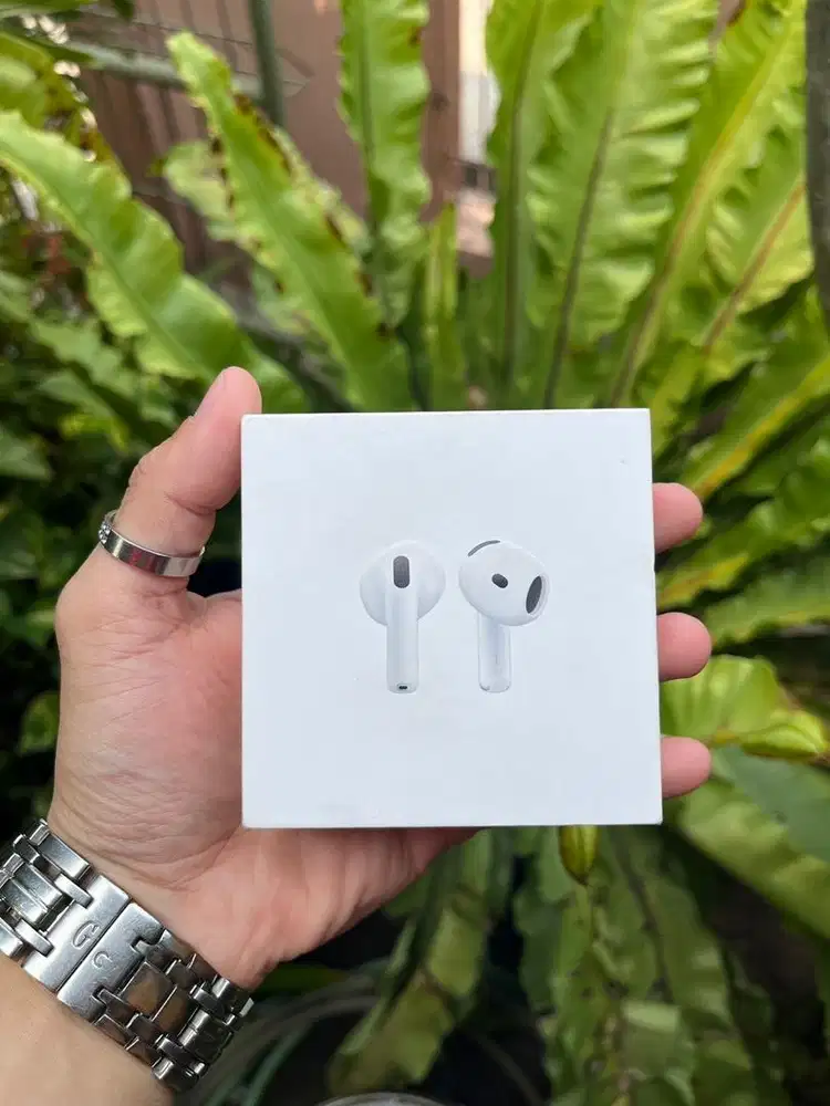 Apple Airpods 4th Gen